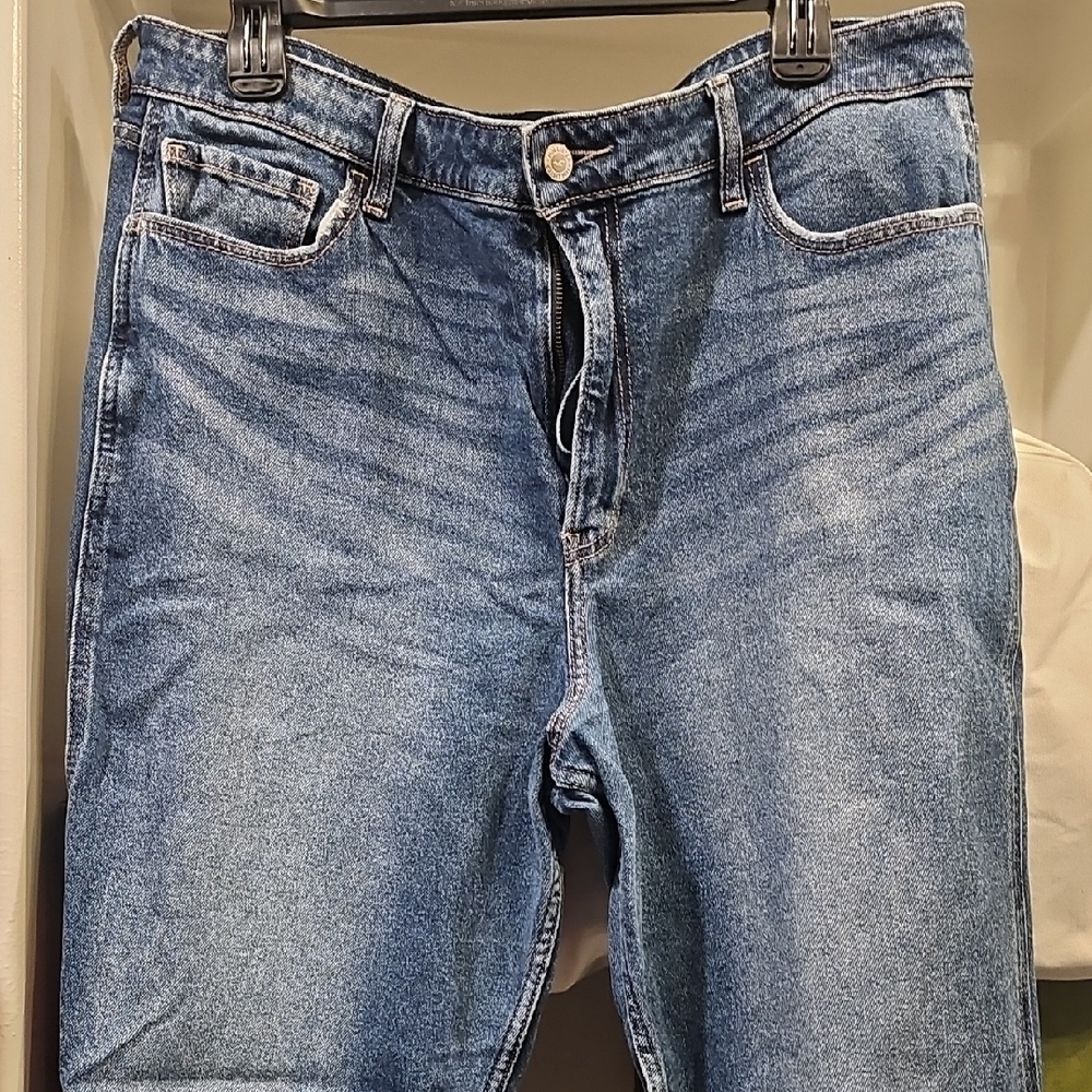 Hollister Women's Denim Cropped Jeans